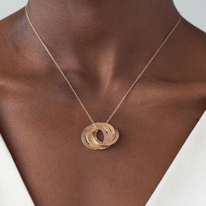 Family Personalized Russian Rings Circle Pendant Necklace