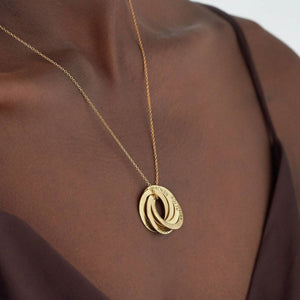 Family Personalized Russian Rings Circle Pendant Necklace